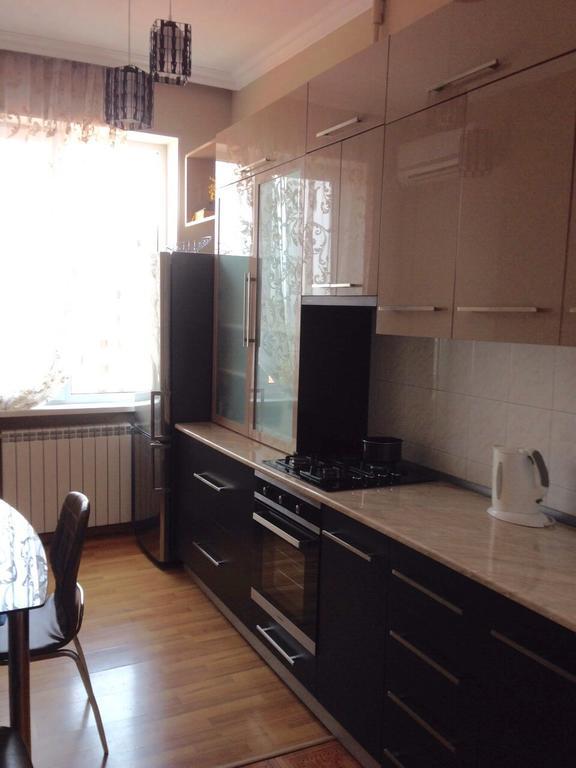 טביליסי Rustaveli Apartment City Centre מראה חיצוני תמונה