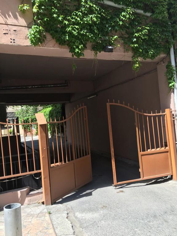 טביליסי Rustaveli Apartment City Centre מראה חיצוני תמונה