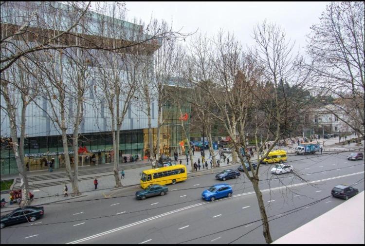 טביליסי Rustaveli Apartment City Centre מראה חיצוני תמונה