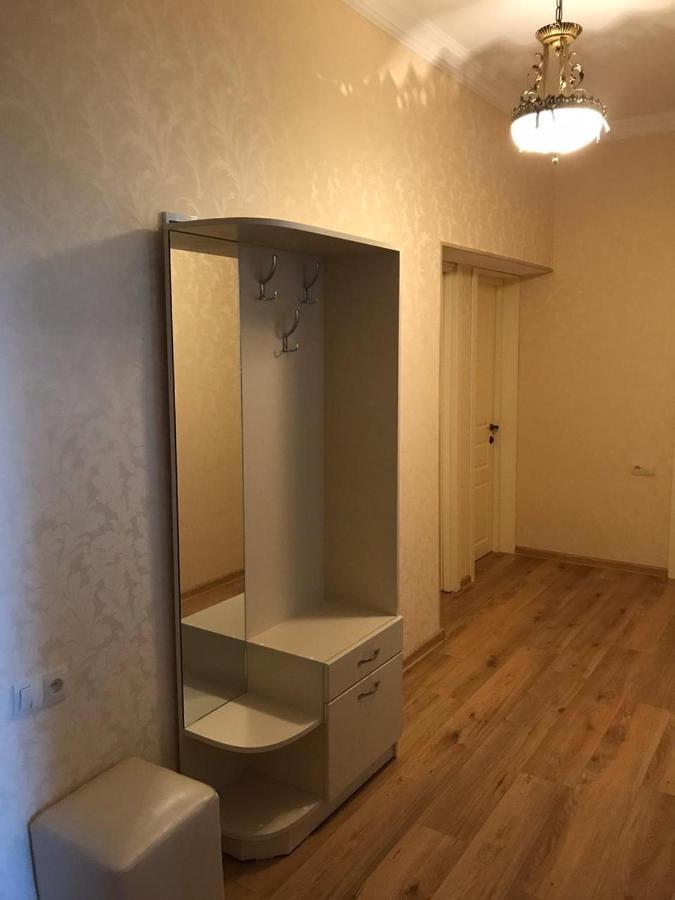 טביליסי Rustaveli Apartment City Centre מראה חיצוני תמונה