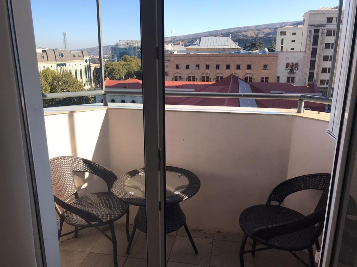 טביליסי Rustaveli Apartment City Centre מראה חיצוני תמונה