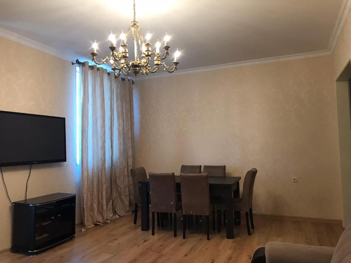 טביליסי Rustaveli Apartment City Centre מראה חיצוני תמונה